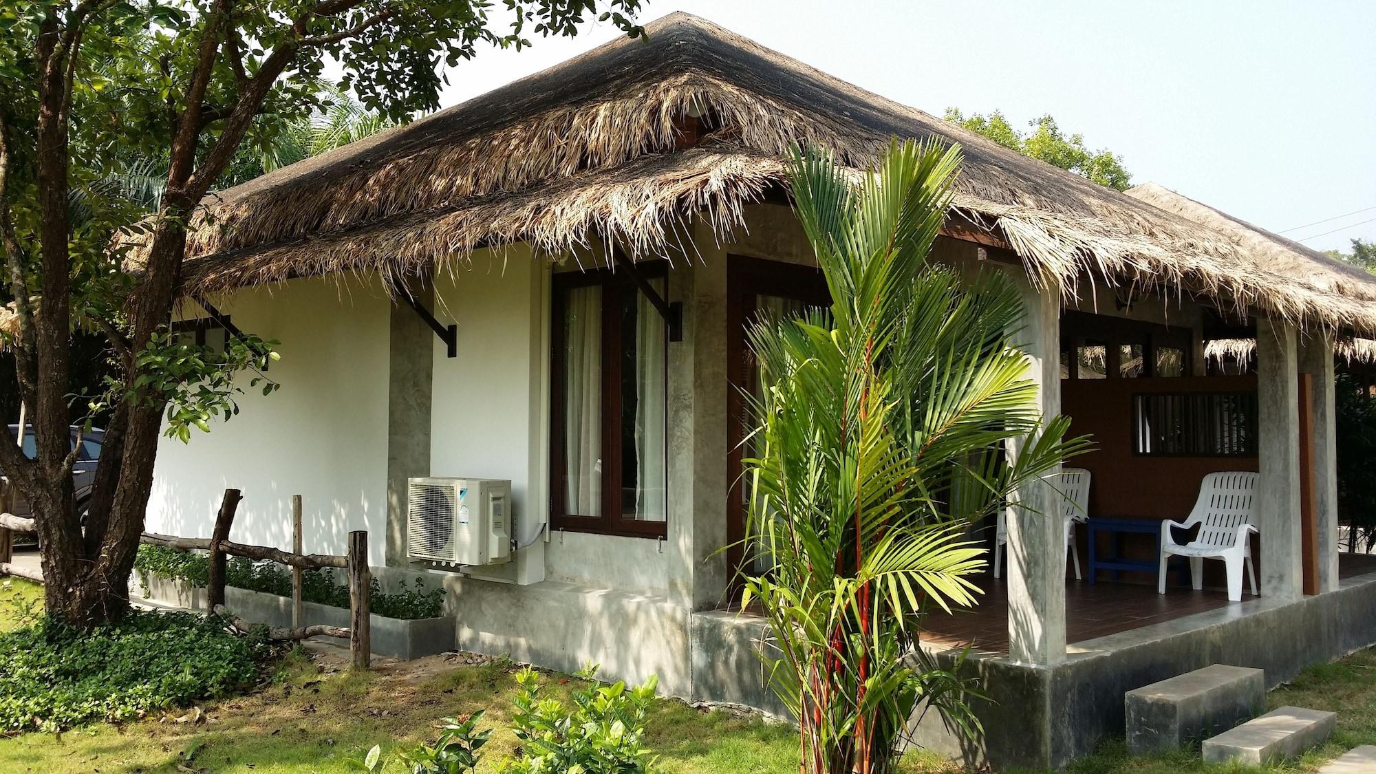 Nana Beach Hotel & Resort Pathiu Luaran gambar