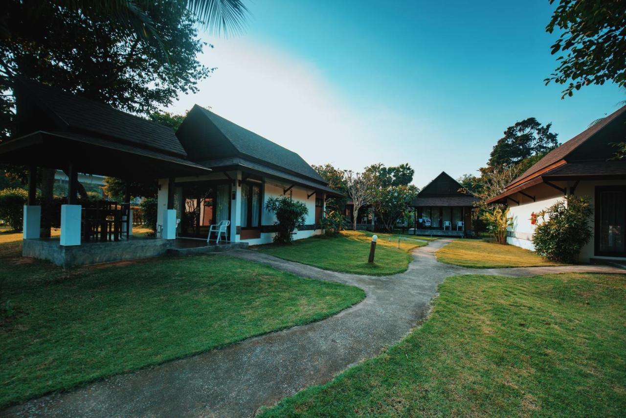 Nana Beach Hotel & Resort Pathiu Luaran gambar
