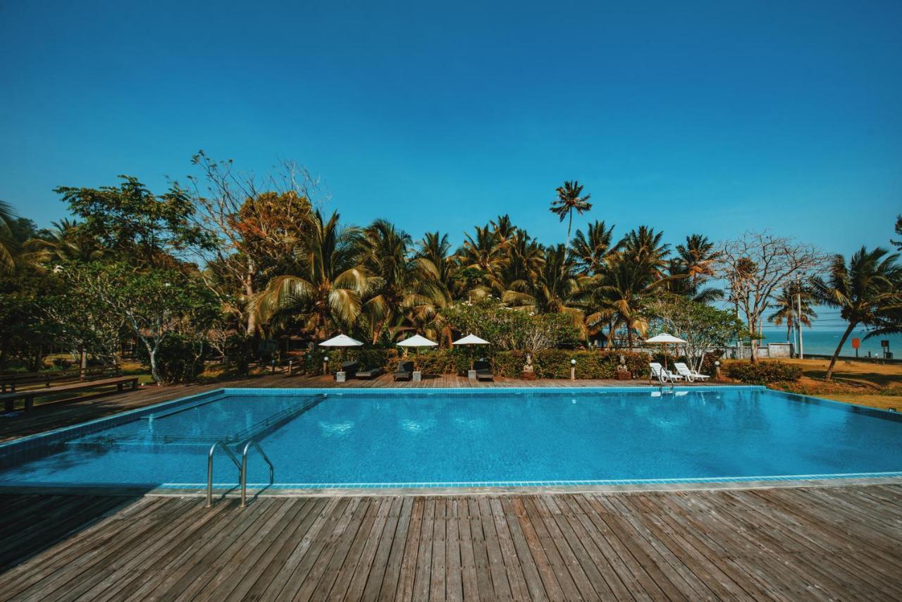 Nana Beach Hotel & Resort Pathiu Luaran gambar